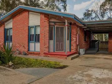 1/125 Mackenzie Street West, Golden Square, VIC 3555