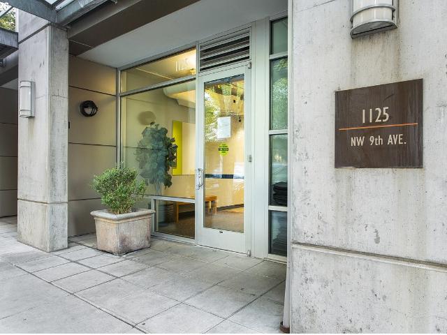 1125 NW 9TH AVE # 410