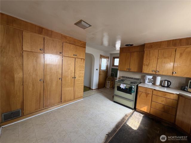 1225 Marcellus Road