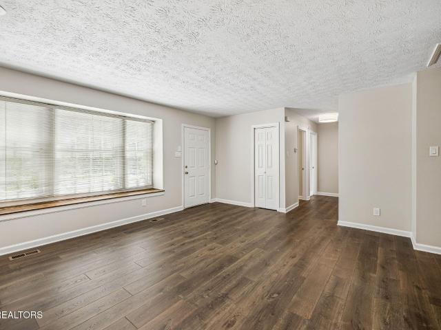 1125 Greywood Drive