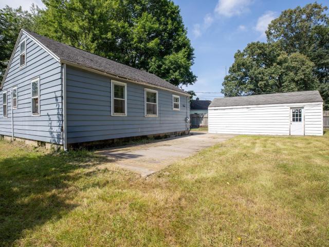 1125 Lincolnway E