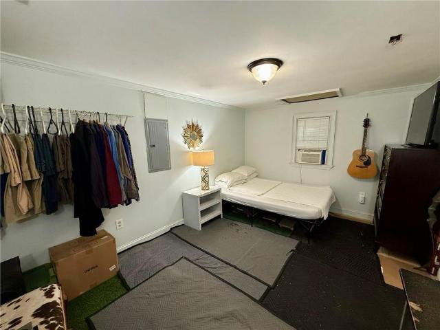 1125 Pecks Road