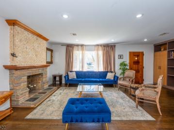 1125 Springfield Ave