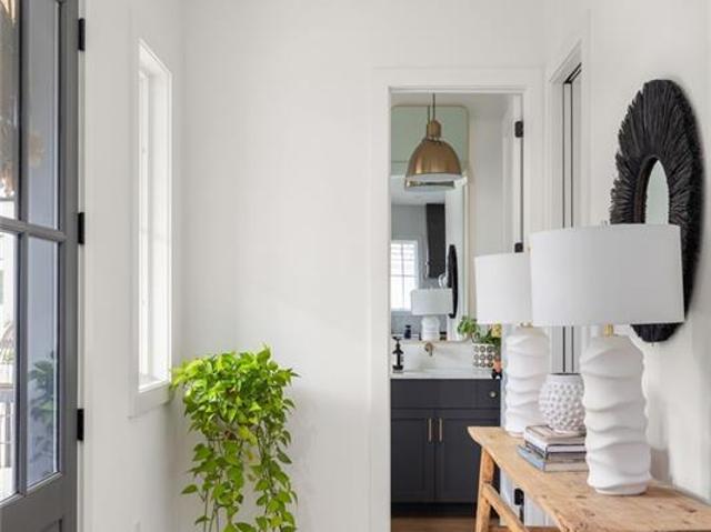 1126 Mado Loop