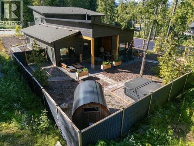 1126 Caldera Road, Rossland, BC, V0G 1Y0 house for sale | Listing ID 10388 | Royal LePage