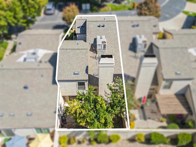 1126 Cedar Creek Dr, Unit 2, Modesto, CA 95355 | MLS #225125