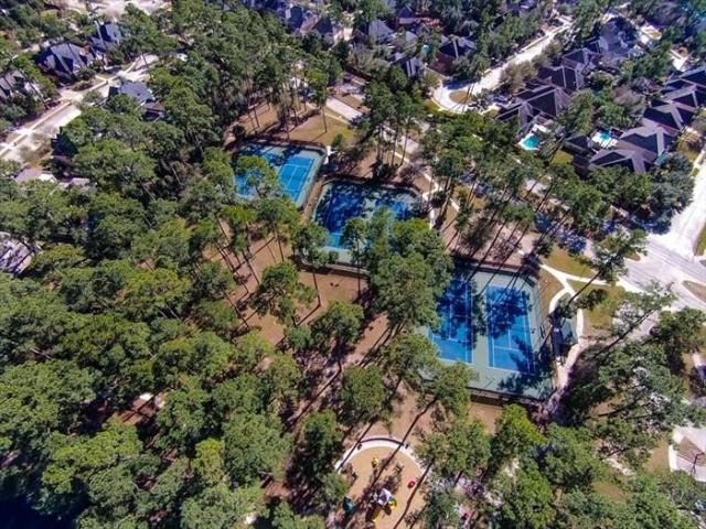 1126 Chelshurst Way