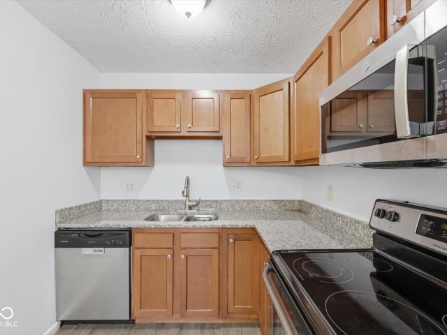 1126 Crestmoor Drive