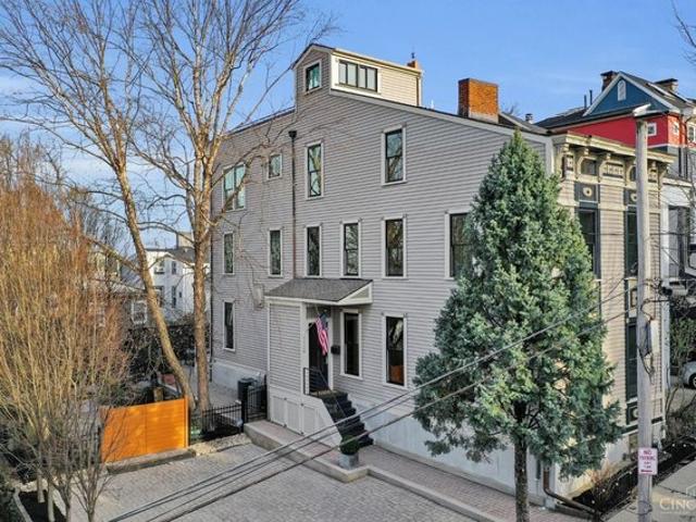 1126 Fuller St, Cincinnati, OH 45202