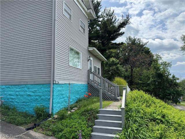 1126 Jennings Avenue