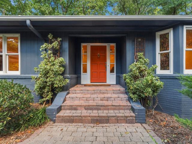 1126 Sourwood Drive