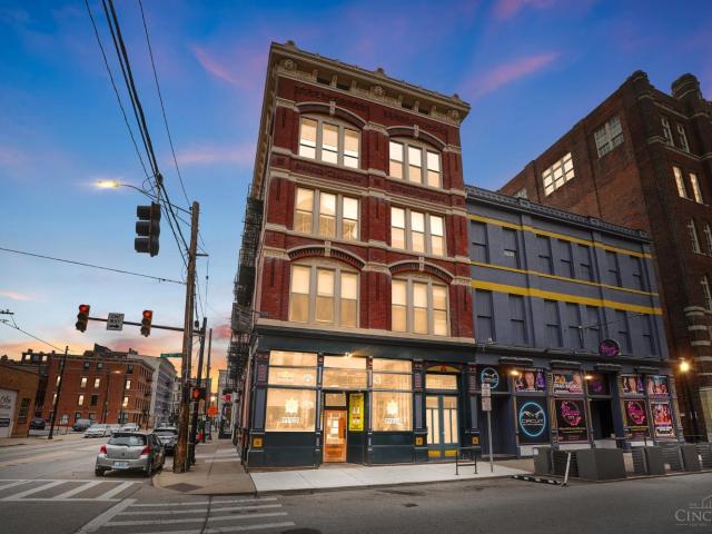 1126 Walnut Street