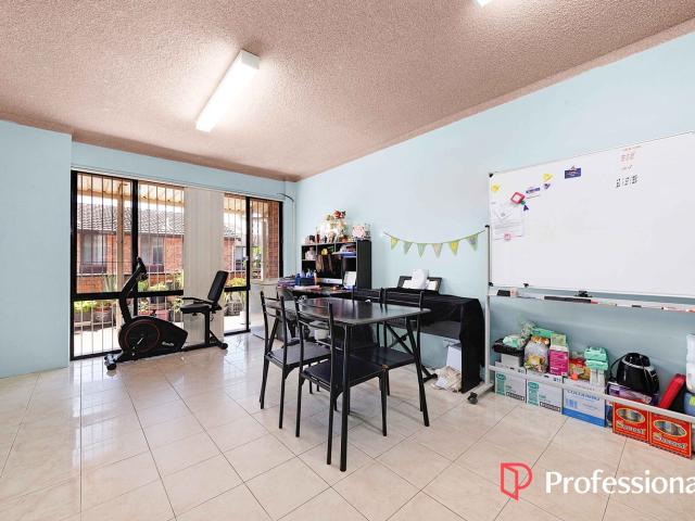 11/26 30 Saint Johns RoadCabramatta NSW 2166, Australia