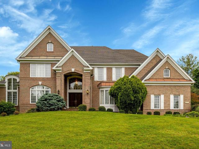 11270 Stones Throw Dr, Reston, VA 20194 | MLS #VAFX2299