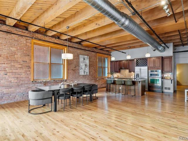 1127 Auraria Parkway # 302