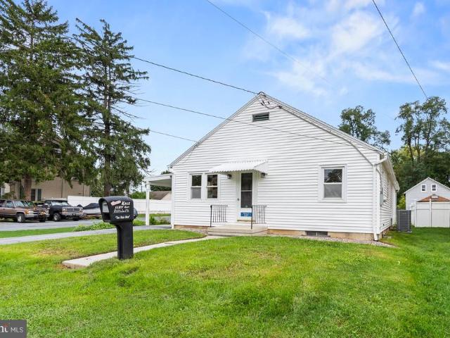1127 E Lehman Street
