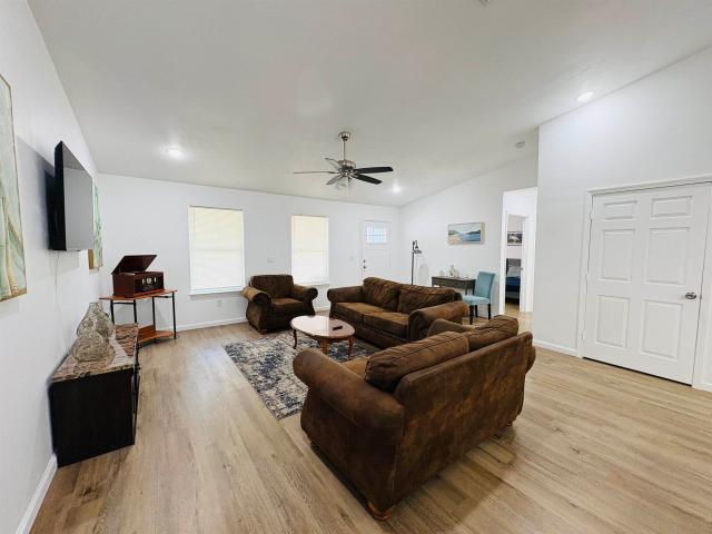 1127 Hill St, Quincy, FL 32351 | MLS #391342