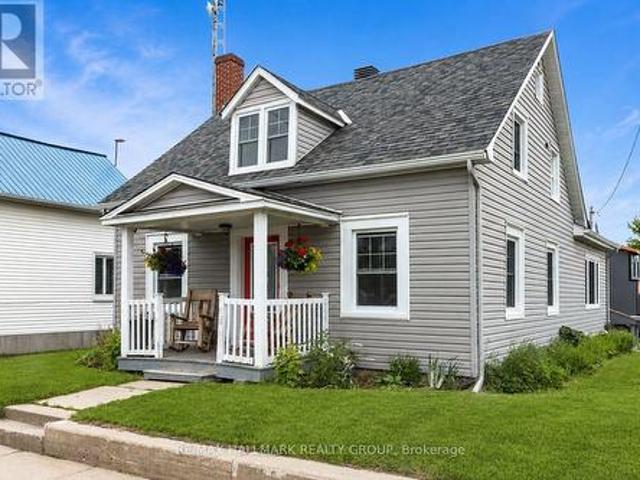 1127 Labrosse Road E, Hawkesbury, ON, K0B 1P0 house for sale | Listing ID X13741 | Royal LePage