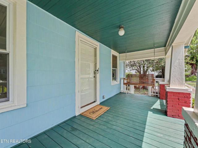 1127 Rider Ave