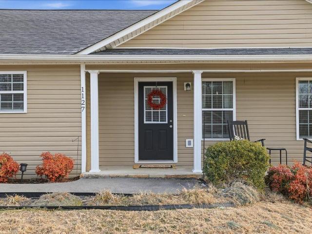 1127 Rosella Drive