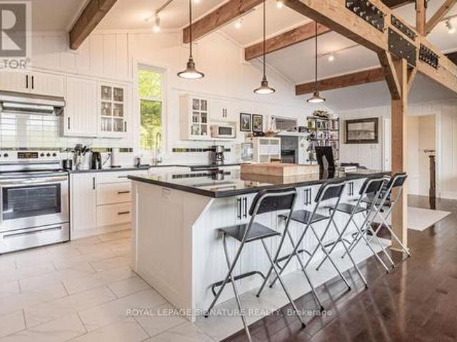 1127 Sunny Lake Road, Gravenhurst, ON, P1P 0G3 house for lease | Listing ID X13683 | Royal LePage