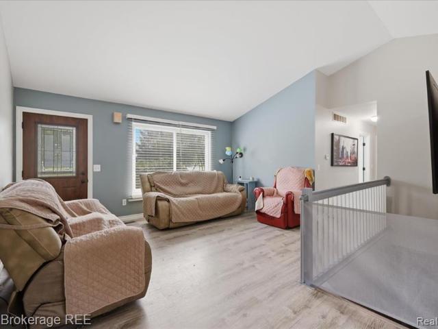 11282 Silver Lake Road