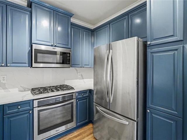 1128 Glenridge Place