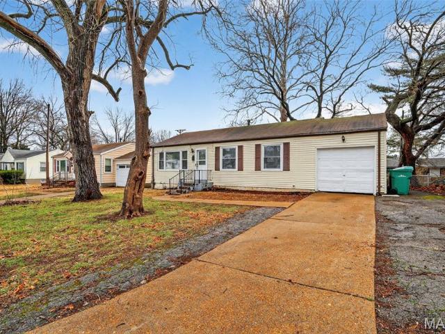 1128 Grenshaw Dr, St. Louis, MO 63137 | MLS #26014