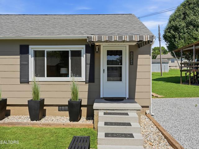 1128 Huffland Drive