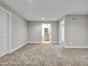1128 Peninsula Drive