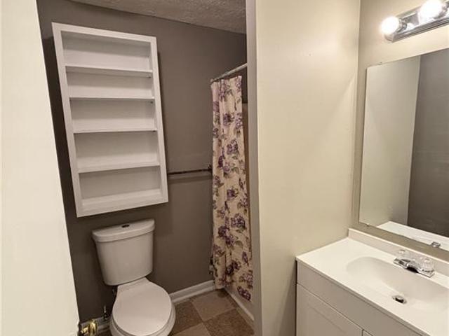 1128 southwood drive 4