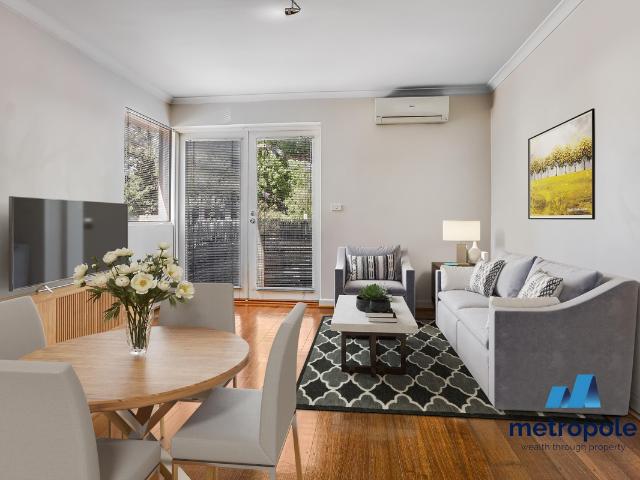 1/128 Tennyson Street, ELWOOD, VIC
