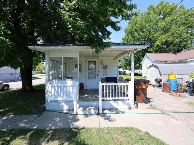 1128 W Cherry Street