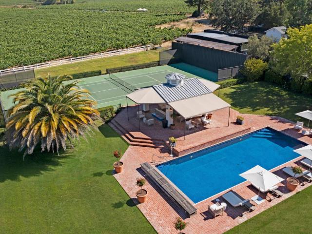 1129 Dealy Ln, Napa, CA 94559 | MLS #326021