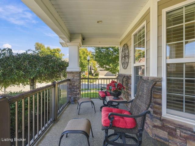 11201 Hammond Dr