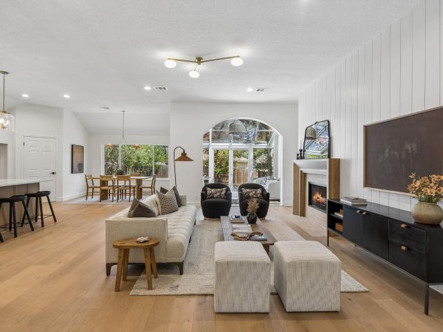 11205 Readvill Ln