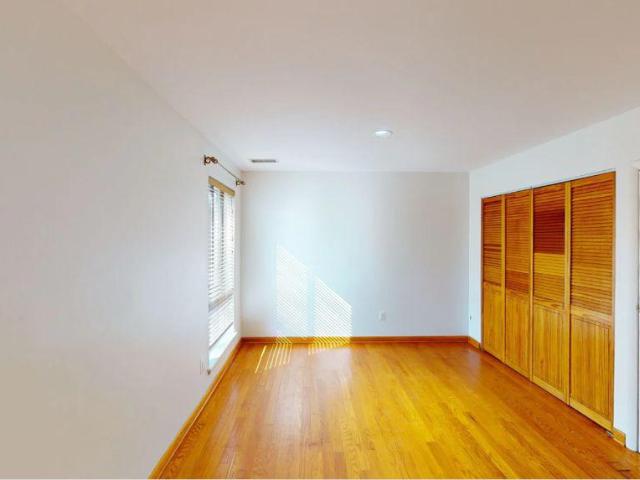 11208 Chestnut Grove Square # 210