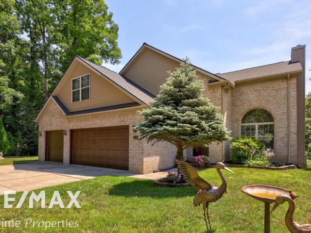 1120 Crystalwood Drive
