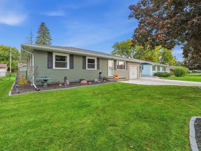 1120 E Circle Drive