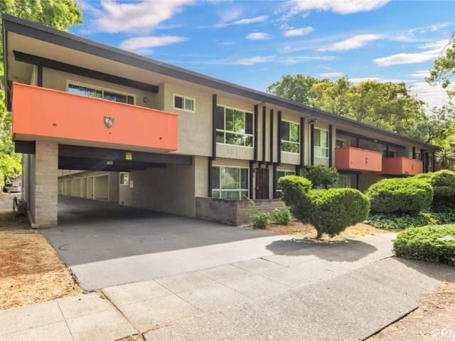 1120 Esplanade