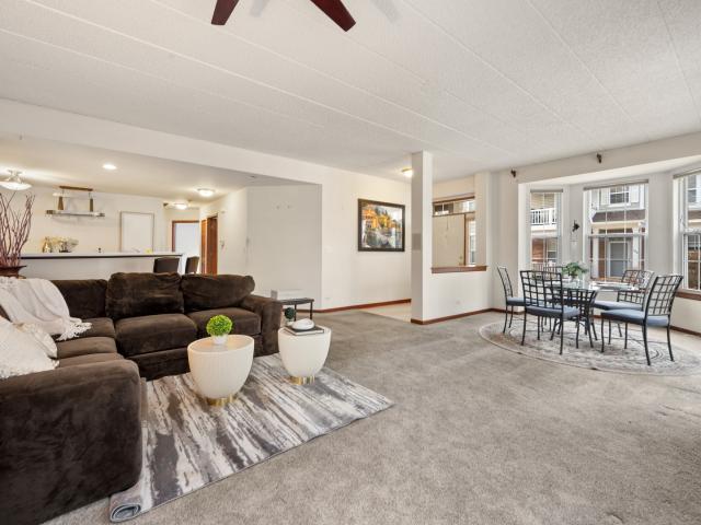 1120 Georgetown Way