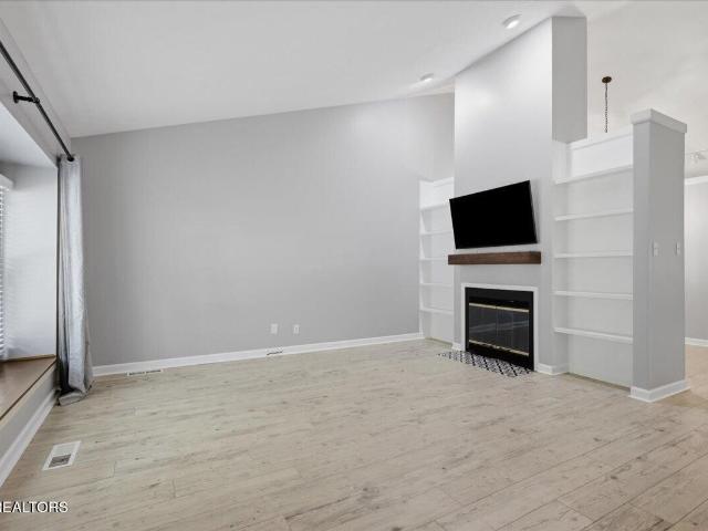 1120 Harrogate Drive