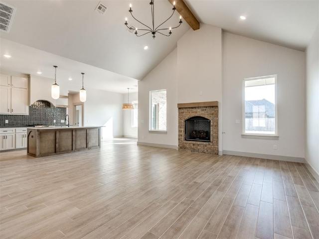 1120 Jozie Way