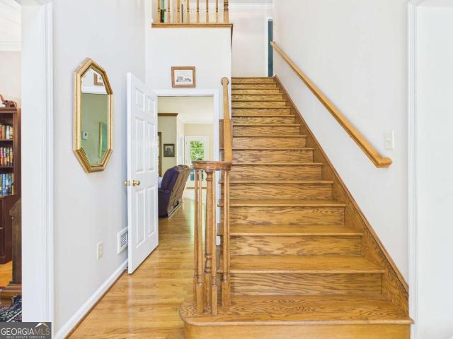 1120 Laurel Pointe