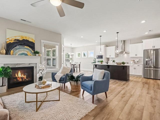1120 Leatherstone Lane