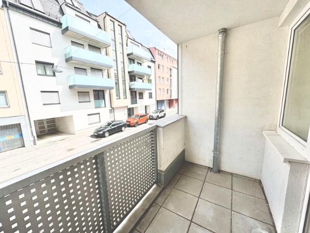 1120 Wien LOGGIATRAUM | OPTIMAL AUFGETEILTE 2 ZIMMER | HOFSEITIGES SCHLAFZIMMGER | U BAHN NÄHE
