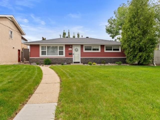 11219 A Avenue Nw, Edmonton, AB, T5E 1M4 house for sale | Listing ID E4504 | Royal LePage