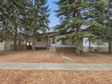 House for sale in Mckernan