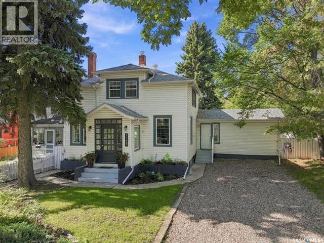 1121 B Avenue N, Saskatoon, SK, S7L 1G2 house for sale | Listing ID SK049147 | Royal LePage
