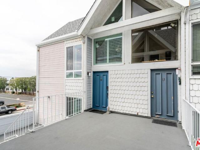 1121 E Wilson Avenue 12